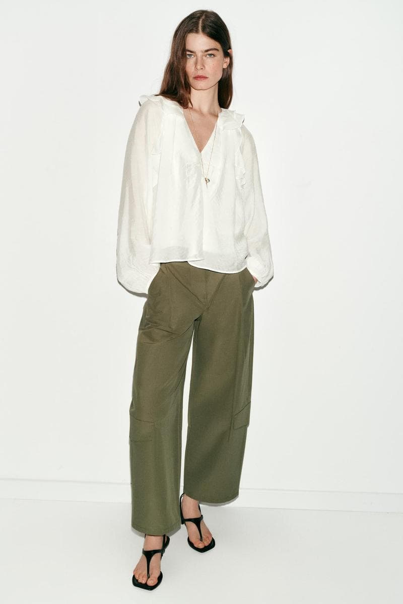 Blouse Ruffles Gathered