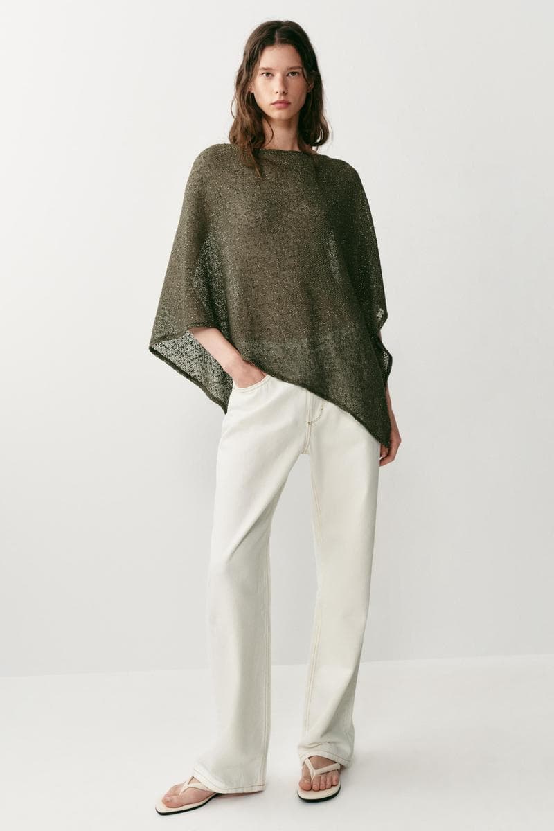 Cape Asymmetric With Yarn Metallic