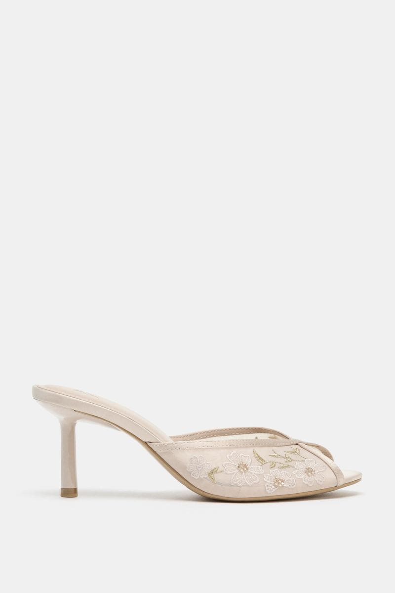 Sandal Heeled In Mesh Embroidery