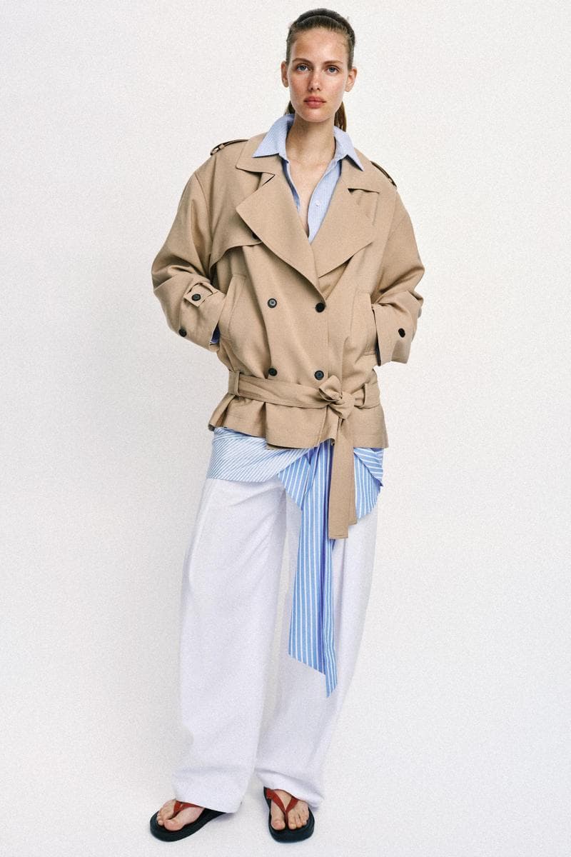 Trench With Belt