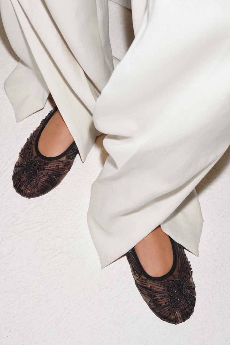 Ballerinas Mesh Embroidered S